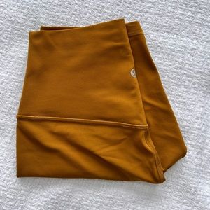 Align High Rise Short 8” in Gold Spice Size 6